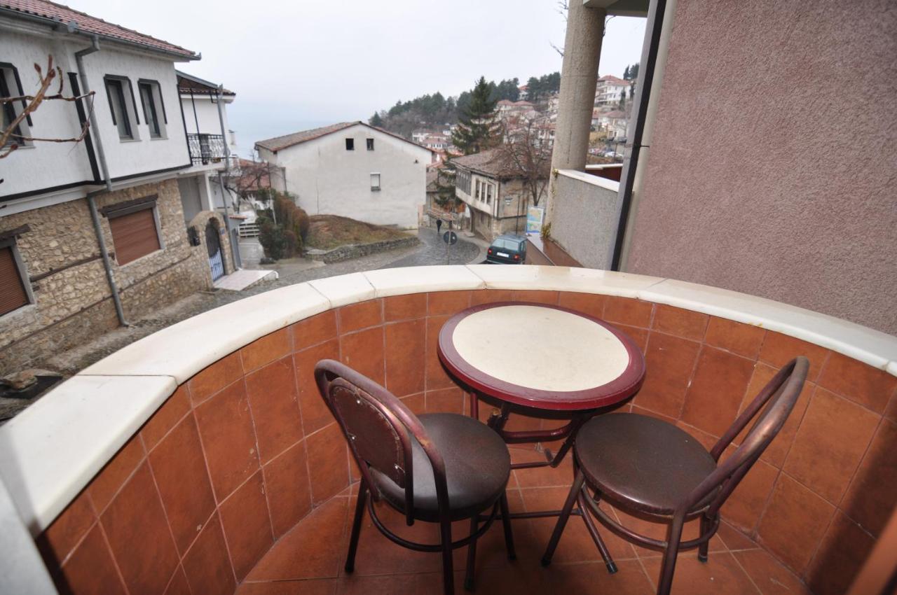 Villa Forum Ohrid Bagian luar foto
