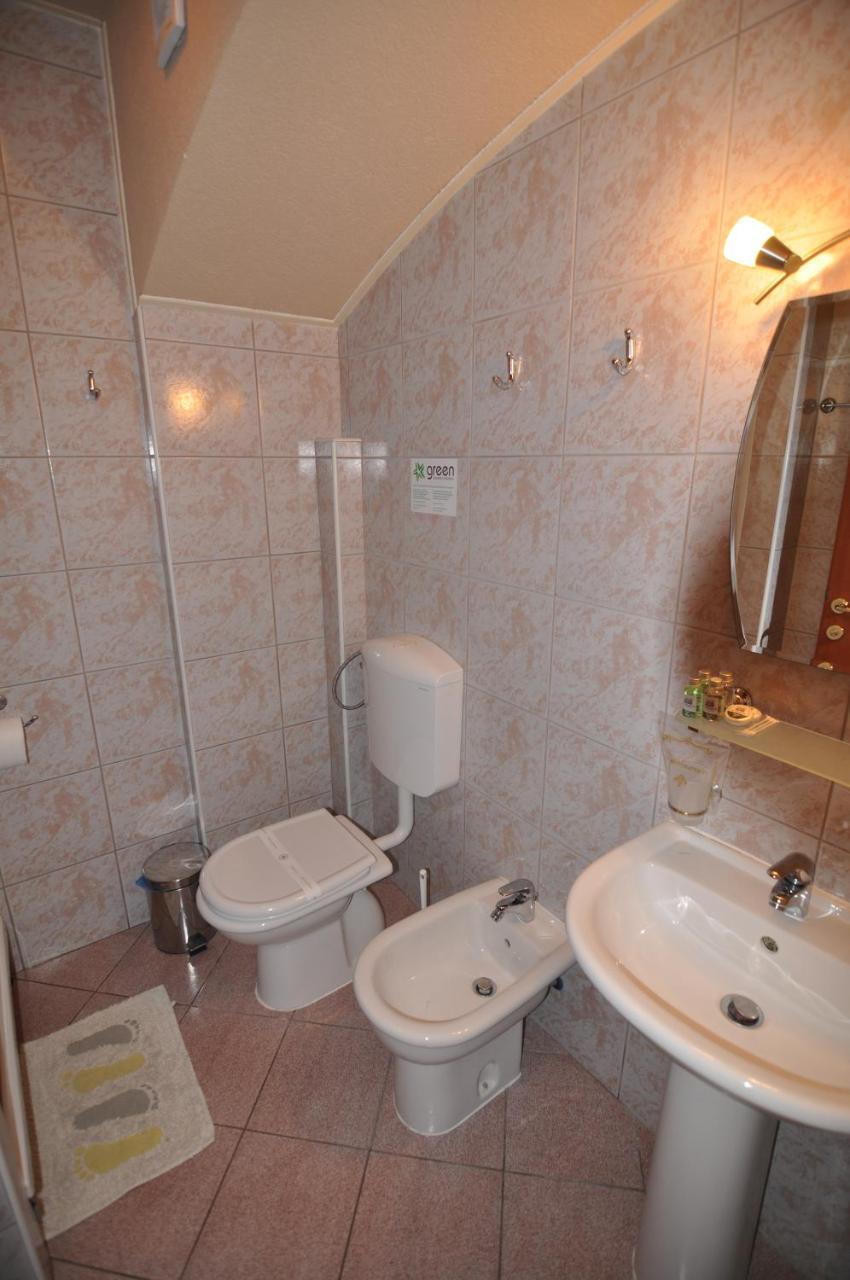 Villa Forum Ohrid Bagian luar foto